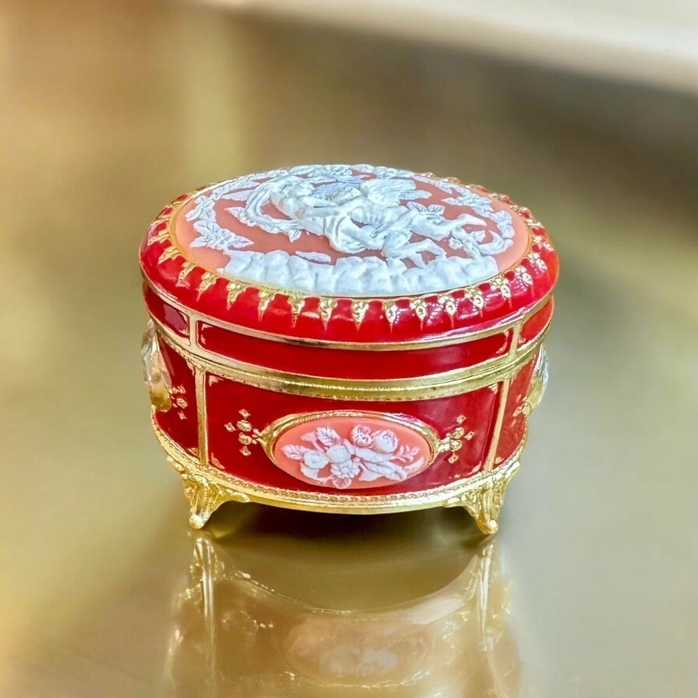 Vintage Sankyo Japan Music Jewelry Box